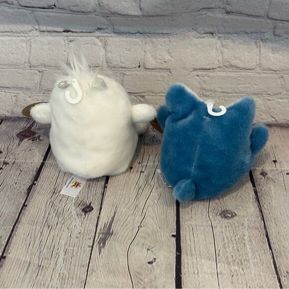Palm Pets Shark and Yeti Plush - Picture 2 of 2
